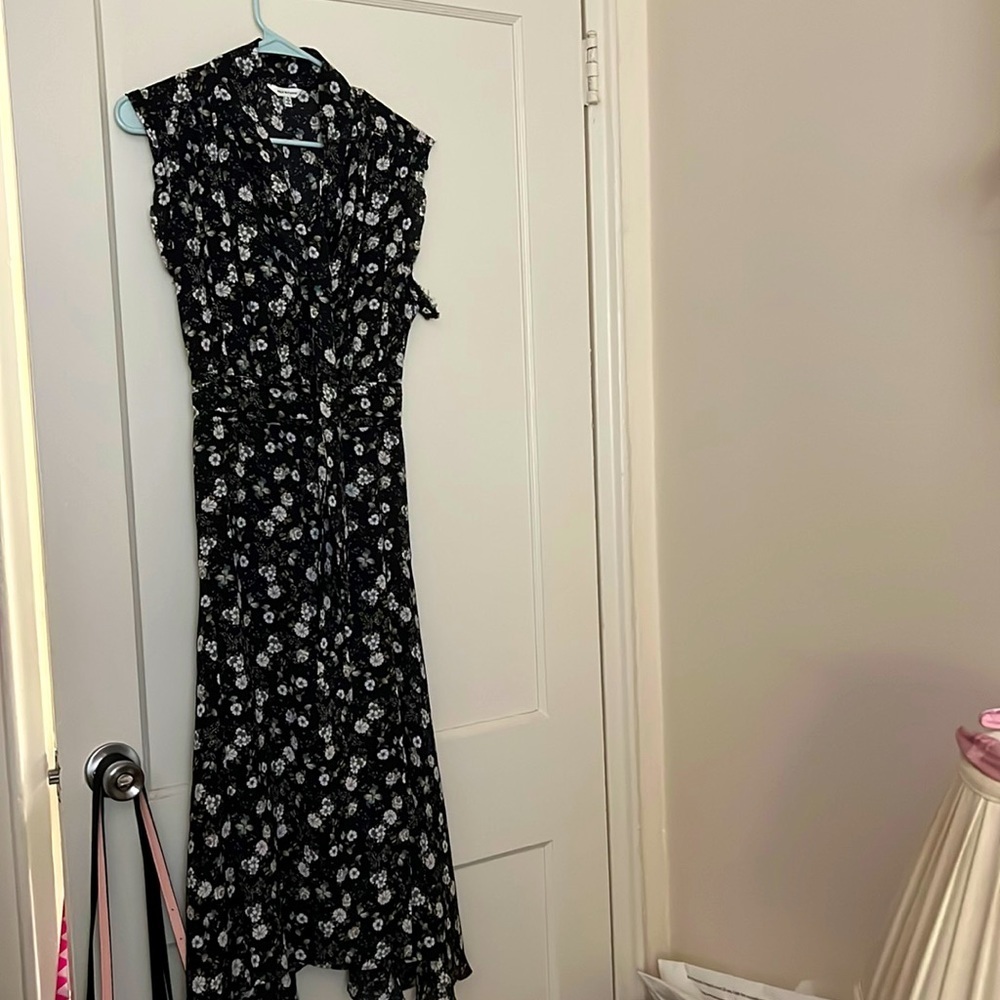 Max studio dress size S